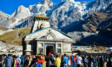 chardham photo which contain kedarnath,badrinath,gangotri and yamunotri temples