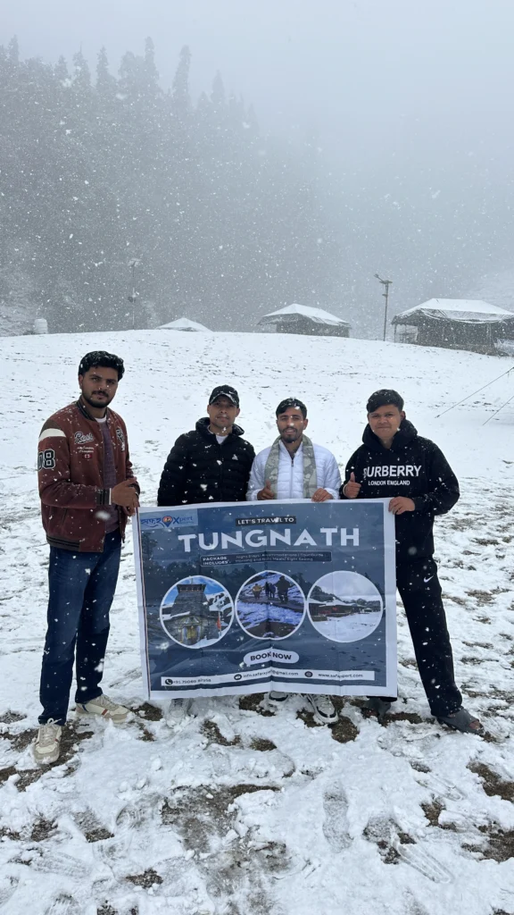 Live snowfall in Chopta Uttarakhand