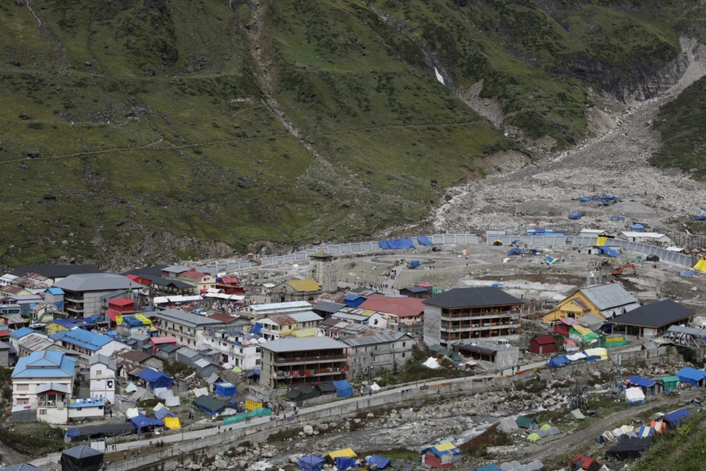 Kedarnath Dham Town and Temple Area