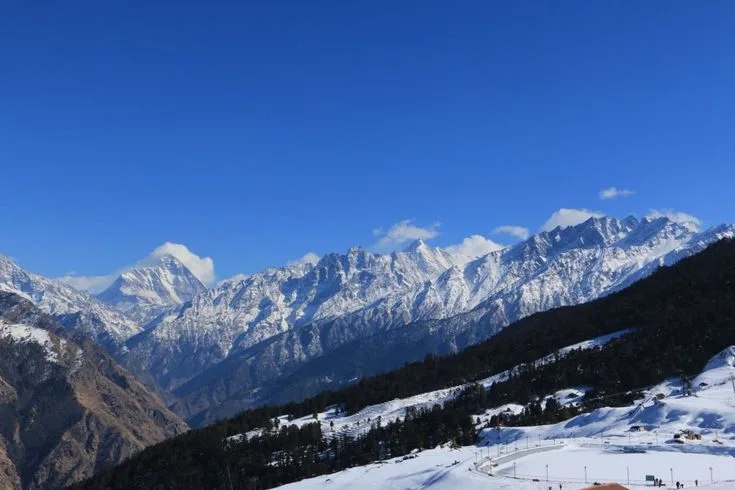 Auli Dyalishera Trek nearby places in Uttarakhand